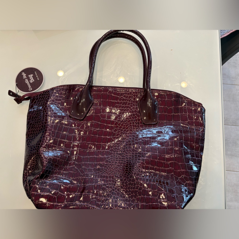 Patent leather bag